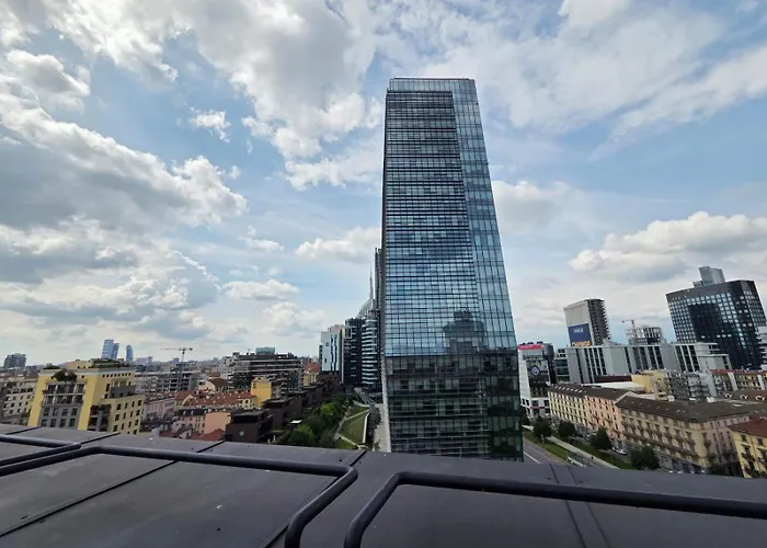 12 Milano